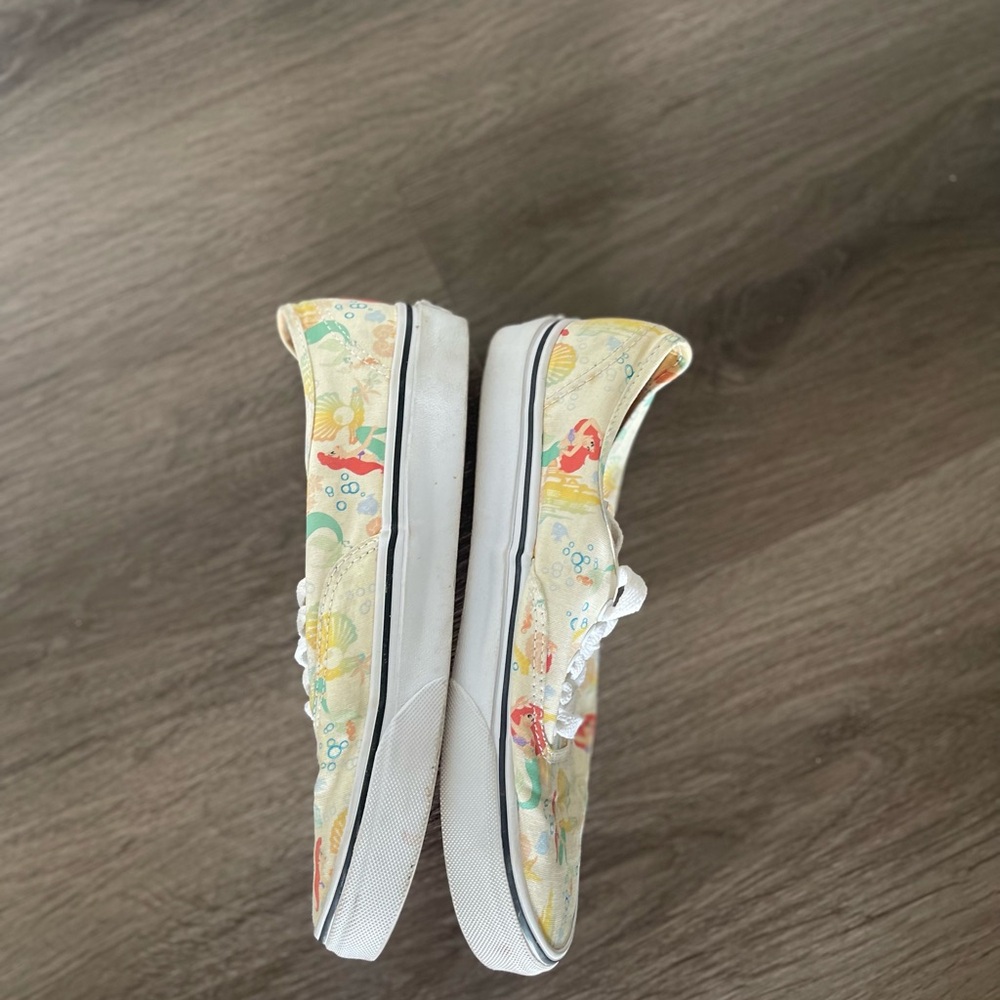 Vans x Disney The Little Mermaid Sneakers Rare - Picture 2 of 7